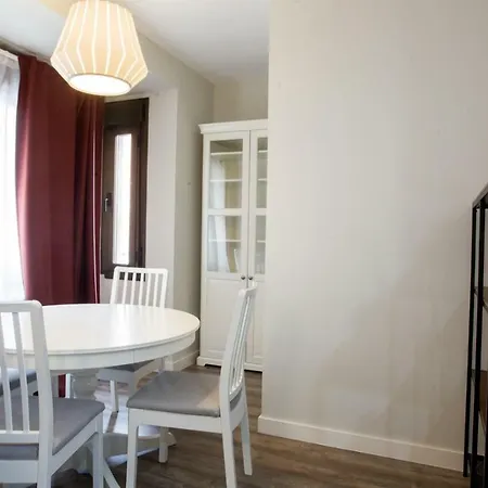 Apartment Oasis *
